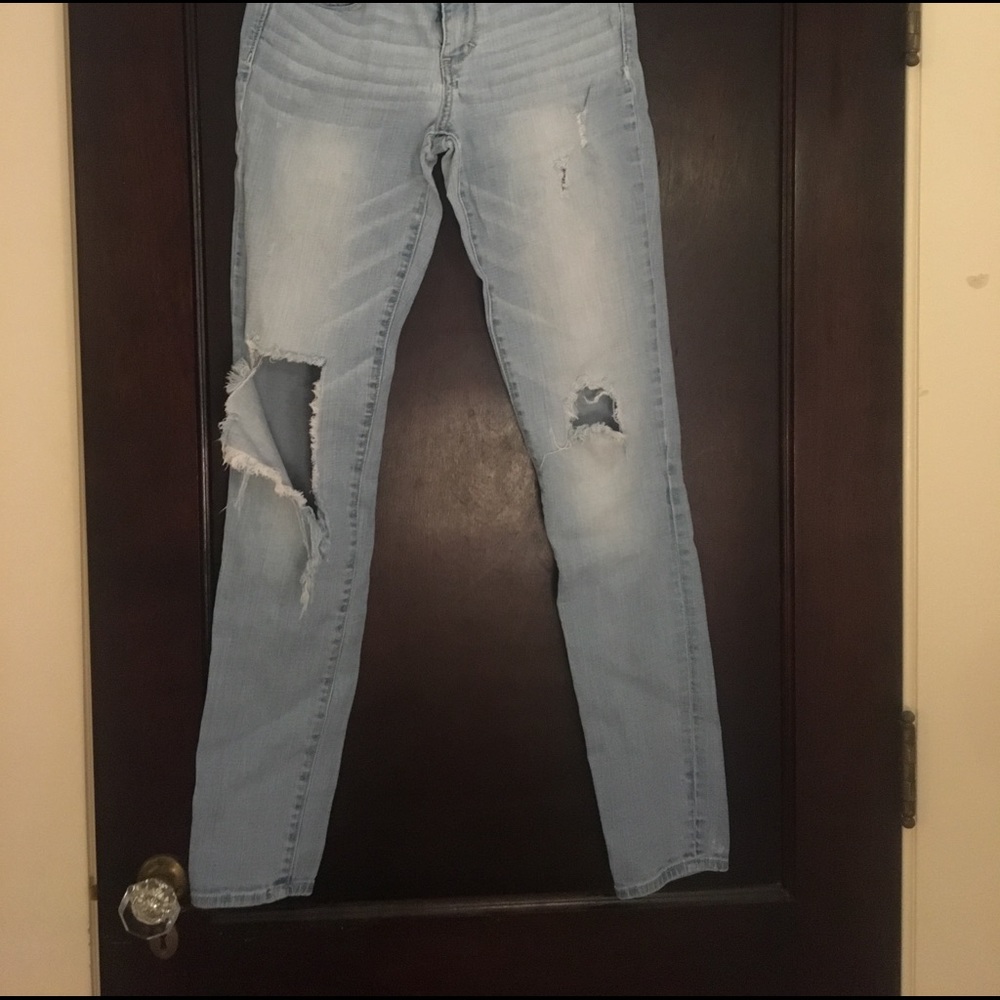 White Wash Faded Ripped Jeans